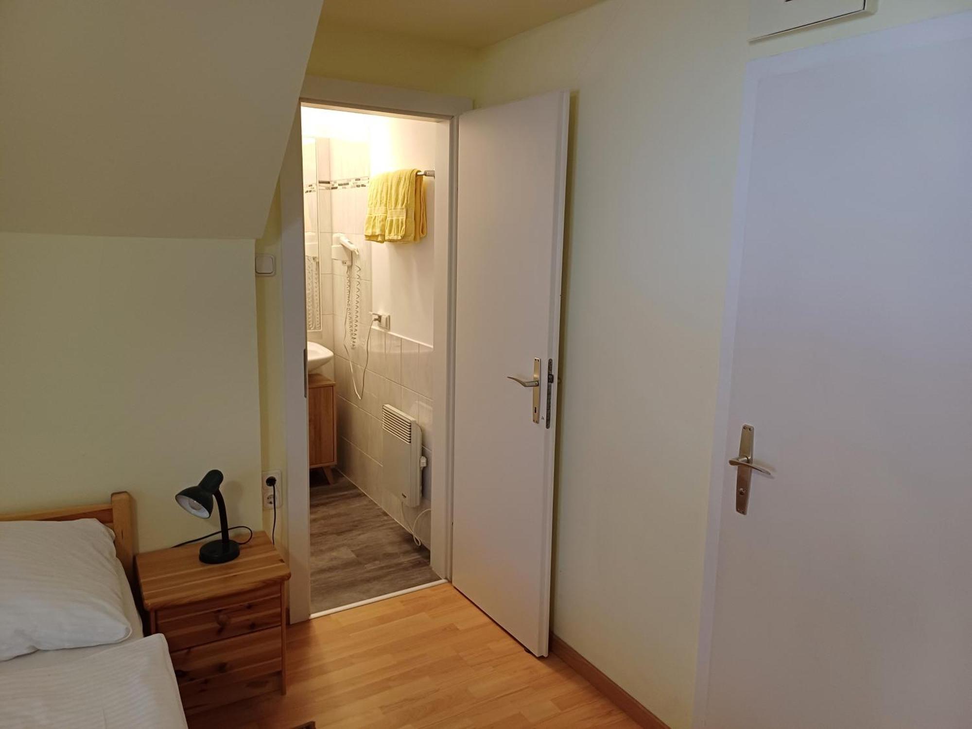 Pension Am Lackenbach Langau Екстериор снимка